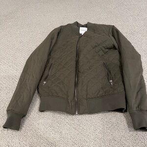 Thread & supply jacket